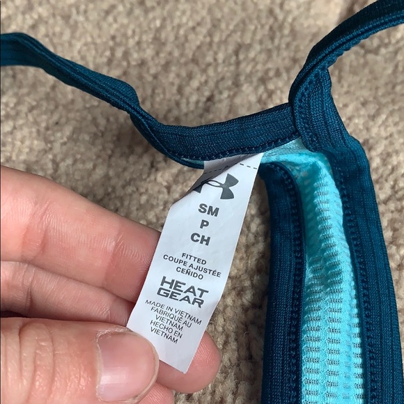 Under armor tank top - Picture 2 of 3